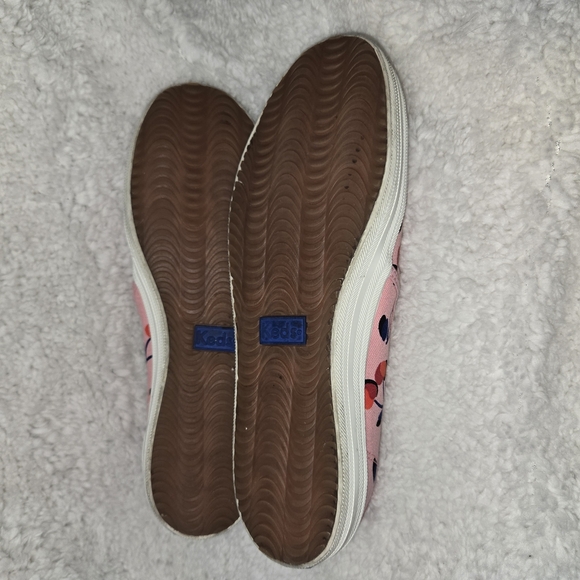 Kate Spade Keds Collab sz7 Pink Bright Red Cherry Sneakers Metal - Picture 7 of 8